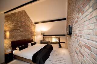 Отель Hotel Remes Опаленица Улучшенный двухместный номер с 1 кроватью или 2 отдельными кроватями-3